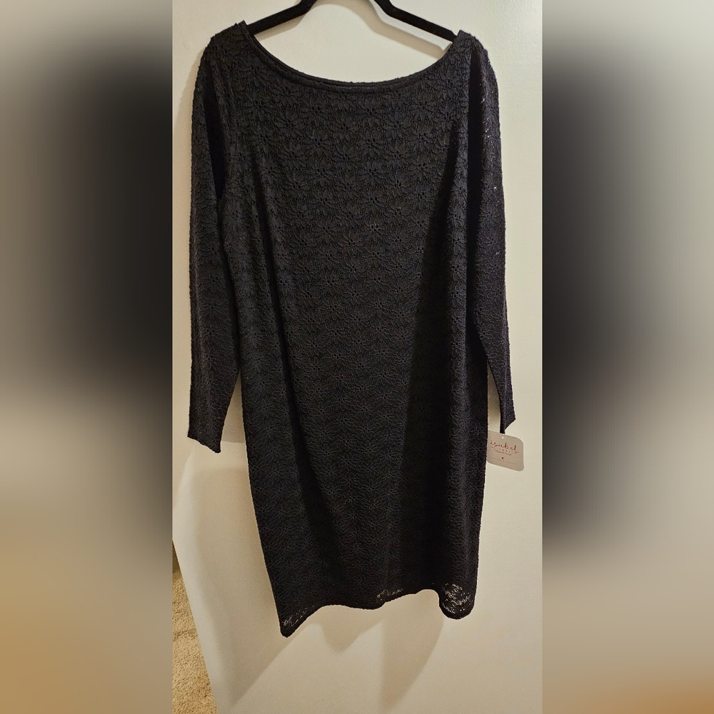 NWT Isabel Large Elegant Black Lace Dress